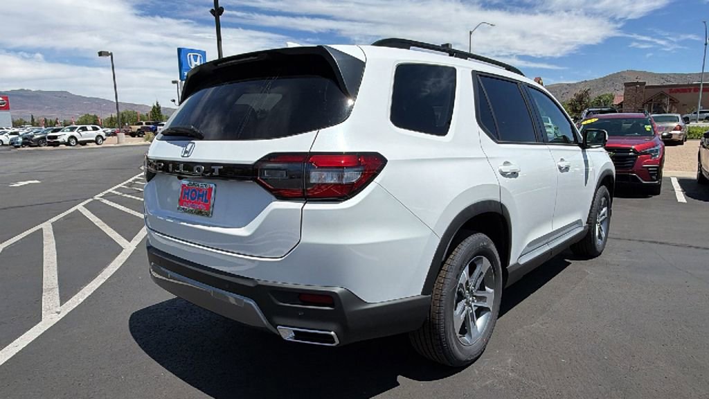 New 2026 Honda Pilot EX-L image 3
