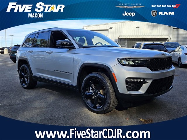Used 2025 Jeep Grand Cherokee Limited w/ Luxury Tech Group II