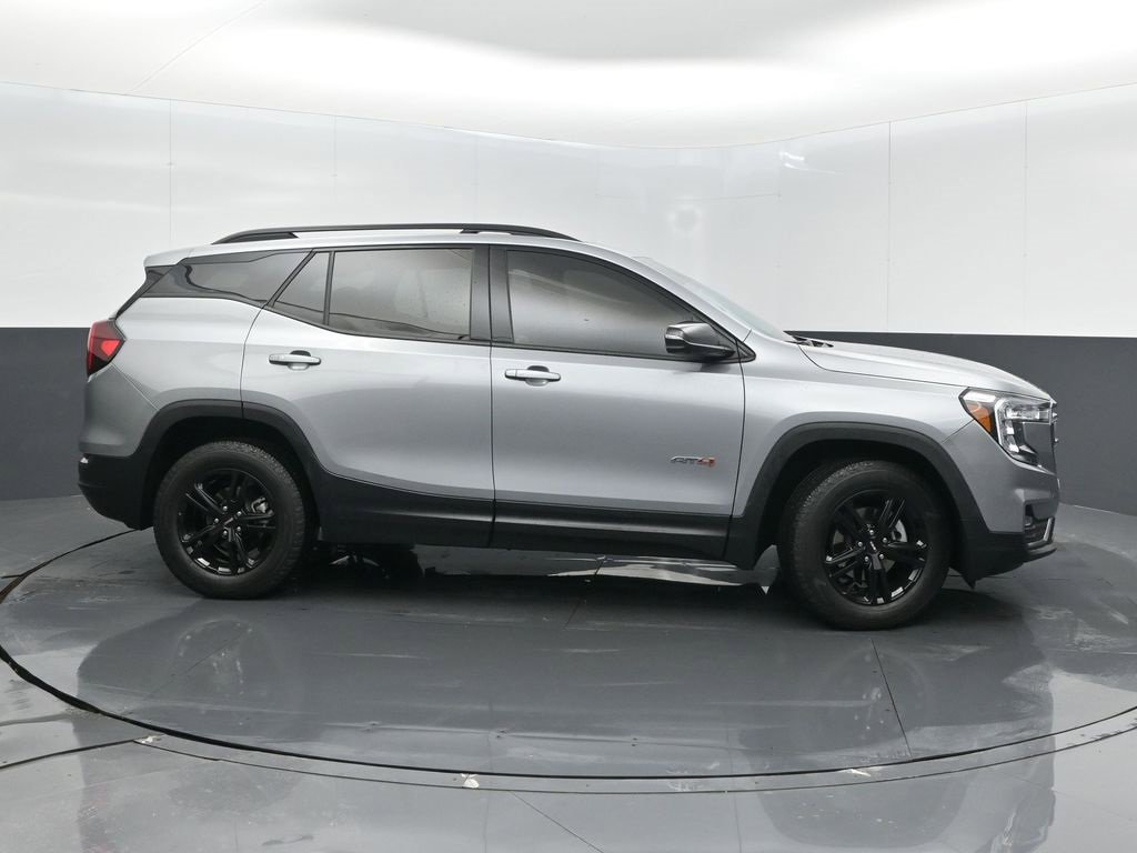 Used 2024 GMC Terrain AT4 w/ Infotainment Package II image 8