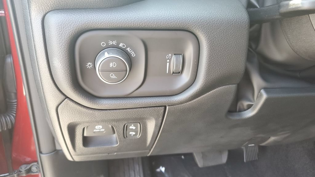 Used 2026 RAM 1500 Big Horn AWD/4WD image 23