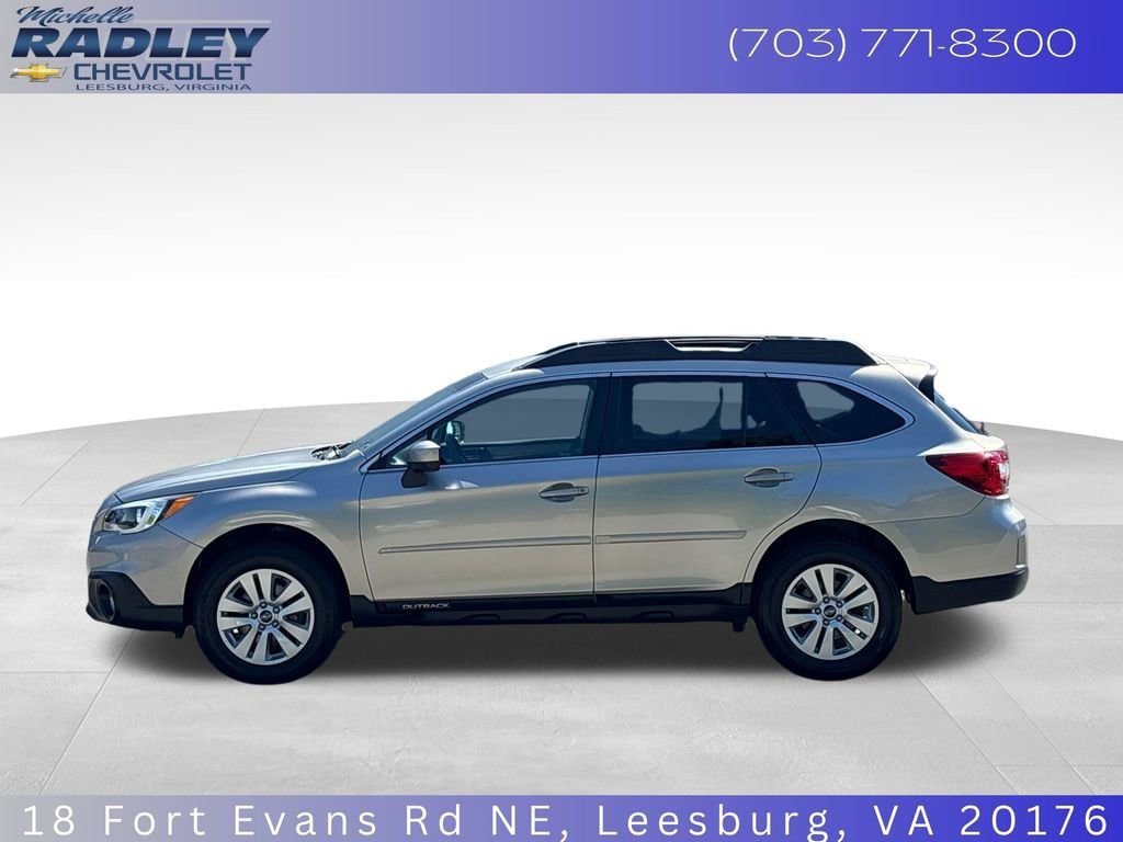 Used 2017 Subaru Outback 2.5i Premium AWD/4WD image 2