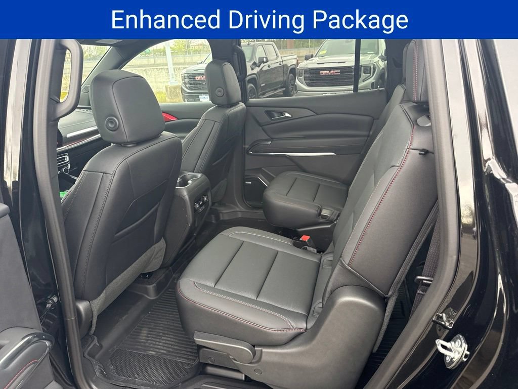 New 2026 Chevrolet Traverse Z71 w/ Enhanced Driving Package AWD/4WD image 10