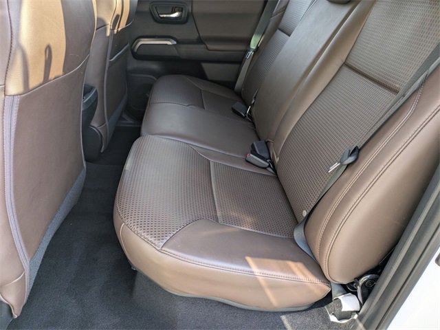 Used 2020 Toyota Tacoma Limited image 15
