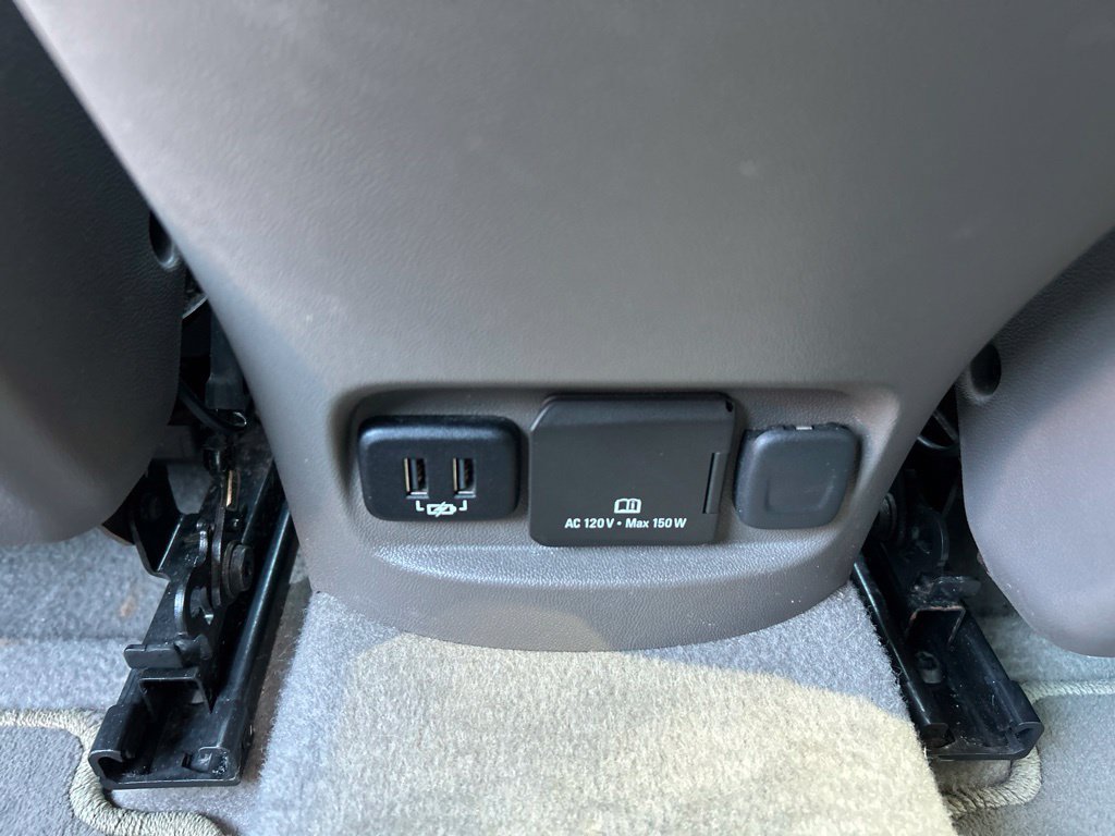 Used 2017 Chevrolet Malibu Premier w/ Premier Sun and Wheel Package FWD image 32