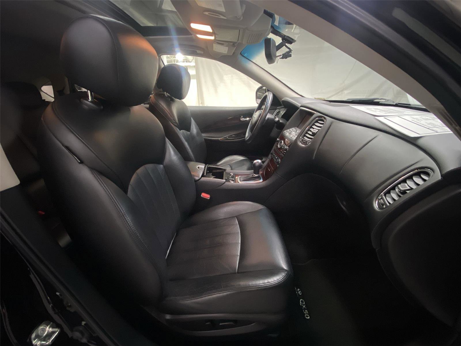 Used 2015 INFINITI QX50 Journey image 30