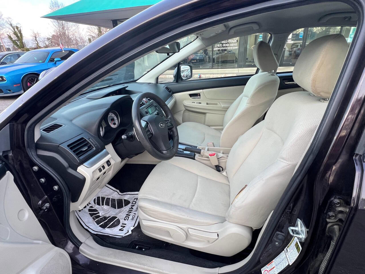Used 2012 Subaru Impreza 2.0i Premium w/ All-Weather Pkg AWD/4WD image 5