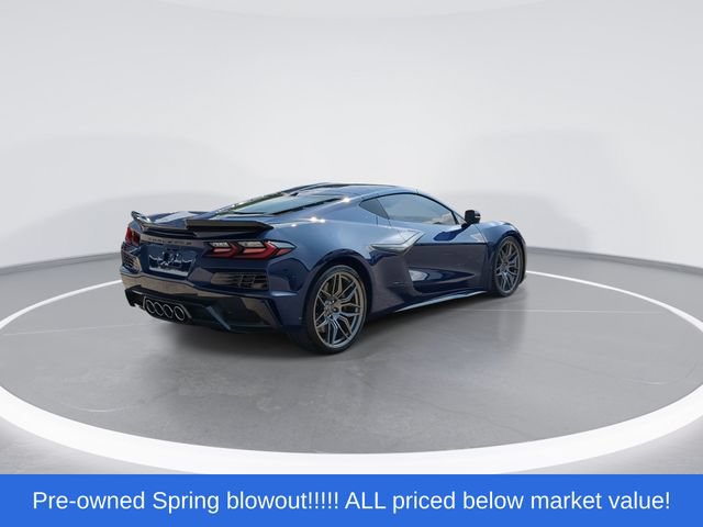 Used 2025 Chevrolet Corvette Z06 RWD image 8