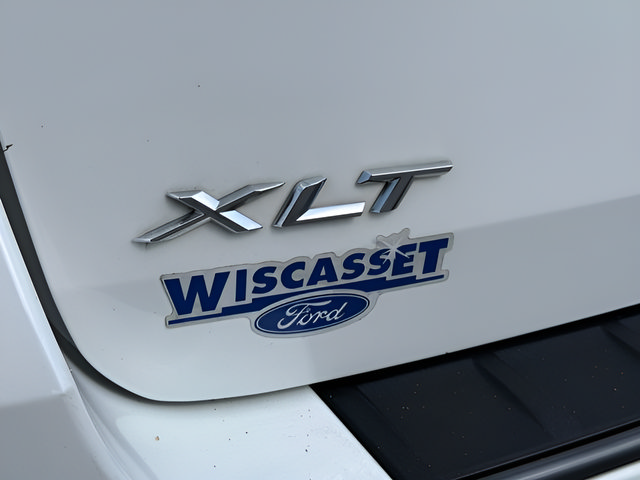Used 2023 Ford Explorer XLT w/ Equipment Group 202A AWD/4WD image 18