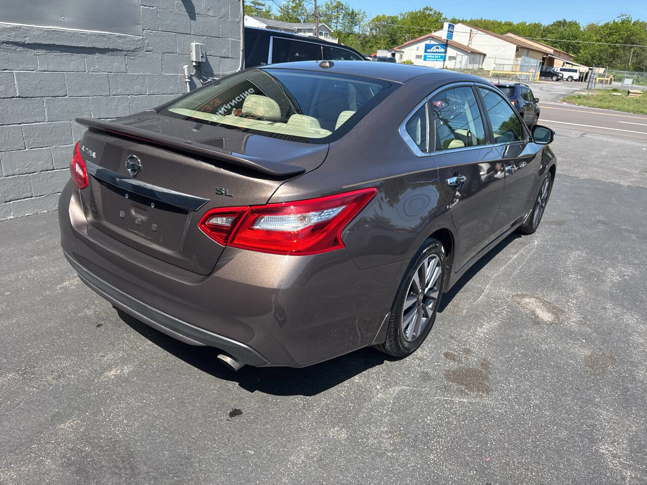 Used 2016 Nissan Altima 2.5 SL w/ 2.5 Technology w/LED Package image 8