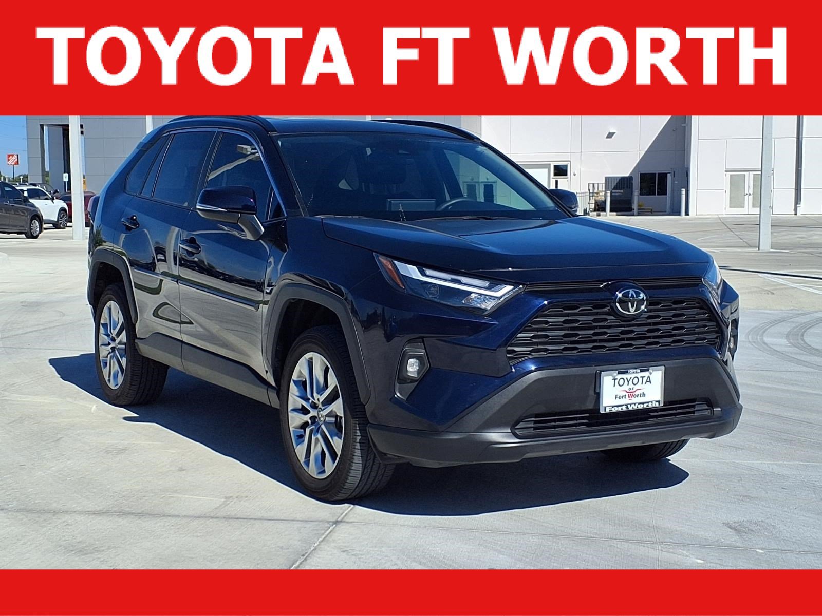 Used 2025 Toyota RAV4 XLE Premium FWD image 1
