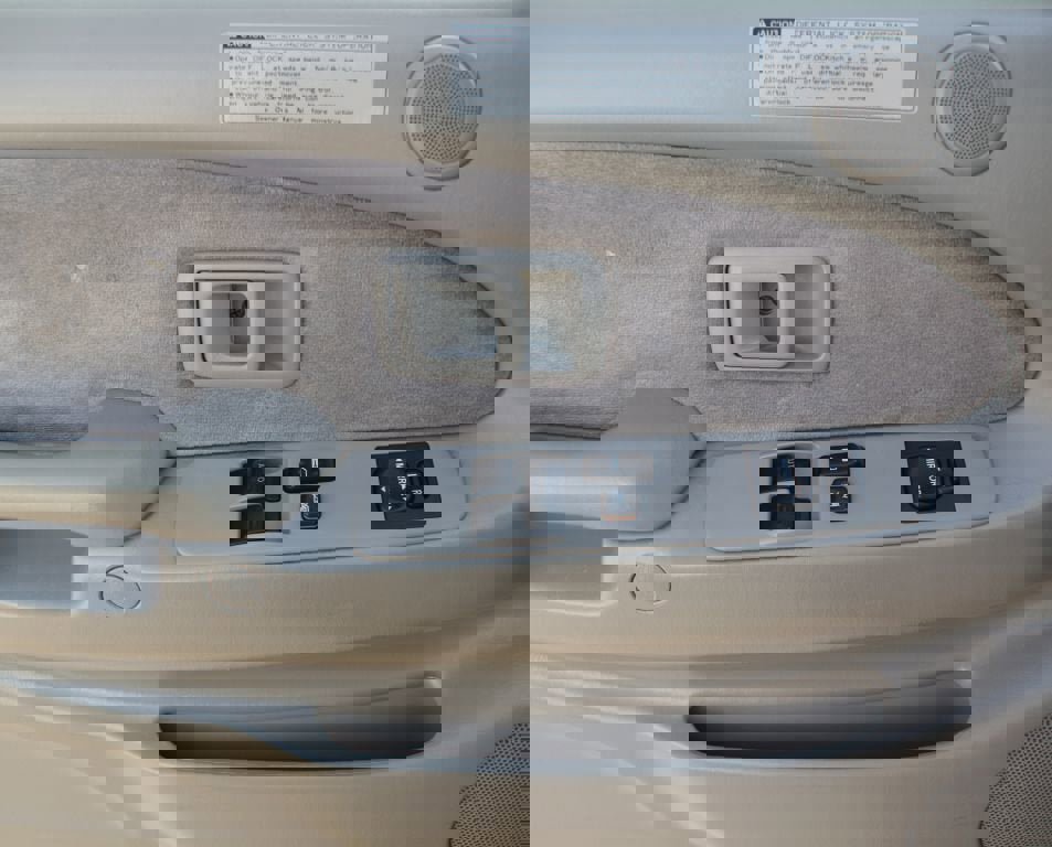 Used 2004 Toyota Tacoma PreRunner image 23