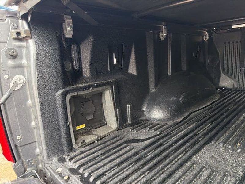 Used 2022 Ford F150 XLT w/ Equipment Group 302A High AWD/4WD image 16