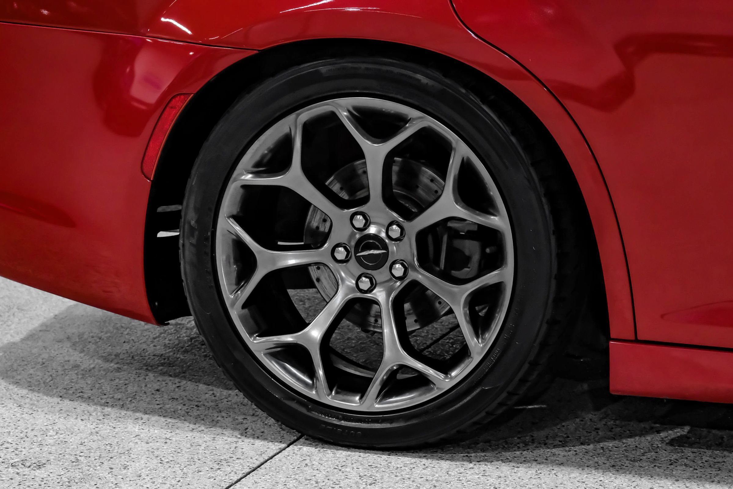 Used 2015 Chrysler 300 S RWD image 72