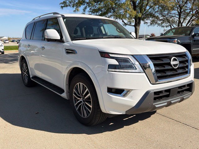 Used 2024 Nissan Armada SL w/ Captain's Chairs Package AWD/4WD image 4