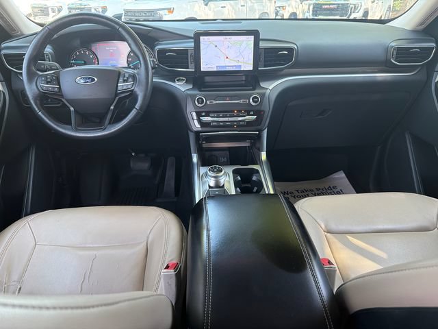 Used 2020 Ford Explorer XLT w/ Equipment Group 202A AWD/4WD image 23
