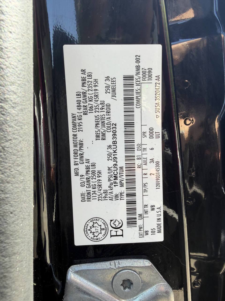 Used 2019 Ford Escape Titanium image 13