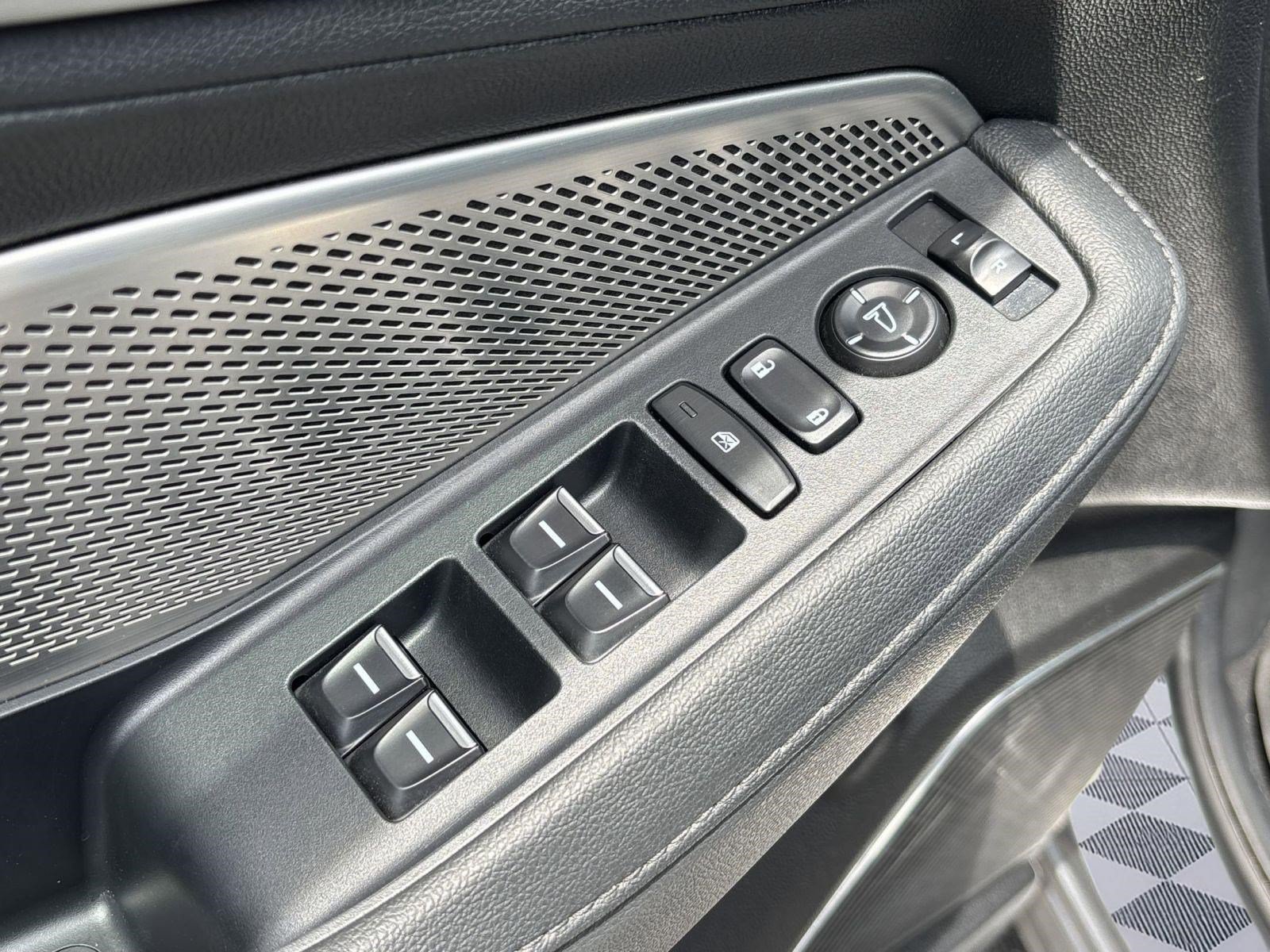 Used 2024 Acura MDX SH-AWD image 20