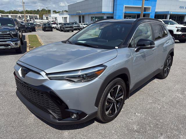 Used 2024 Toyota Corolla Cross AWD Hybrid w/ Convenience Package image 2
