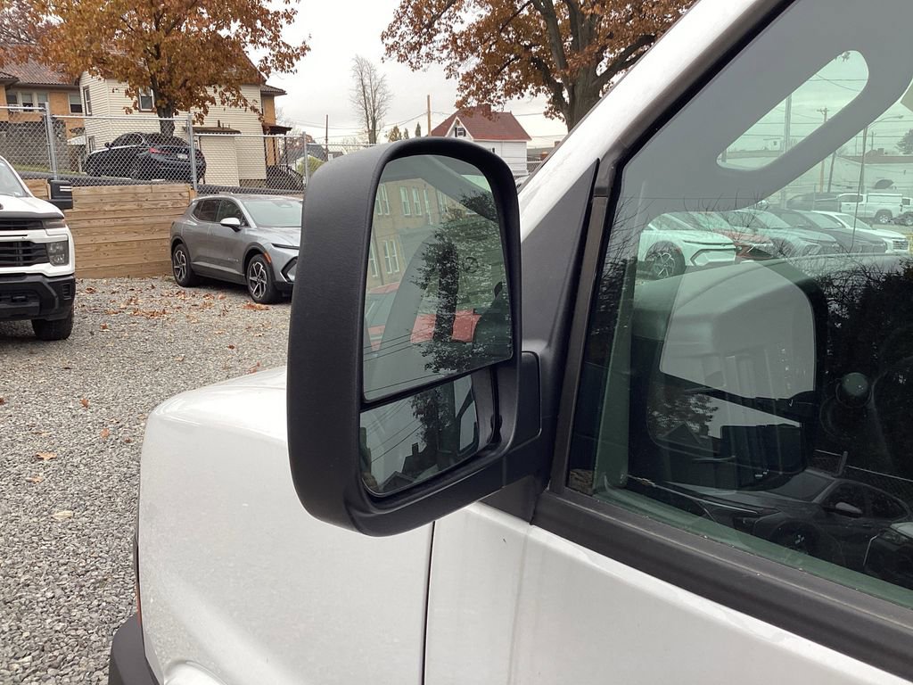 New 2025 Chevrolet Express 2500 image 26