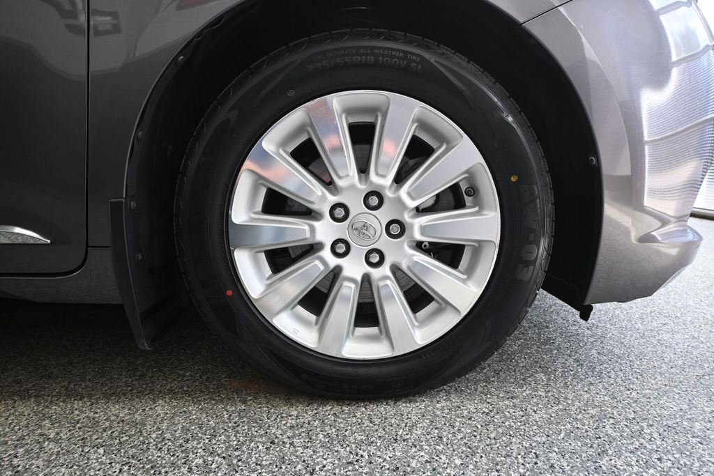 Used 2015 Toyota Sienna XLE AWD/4WD image 15