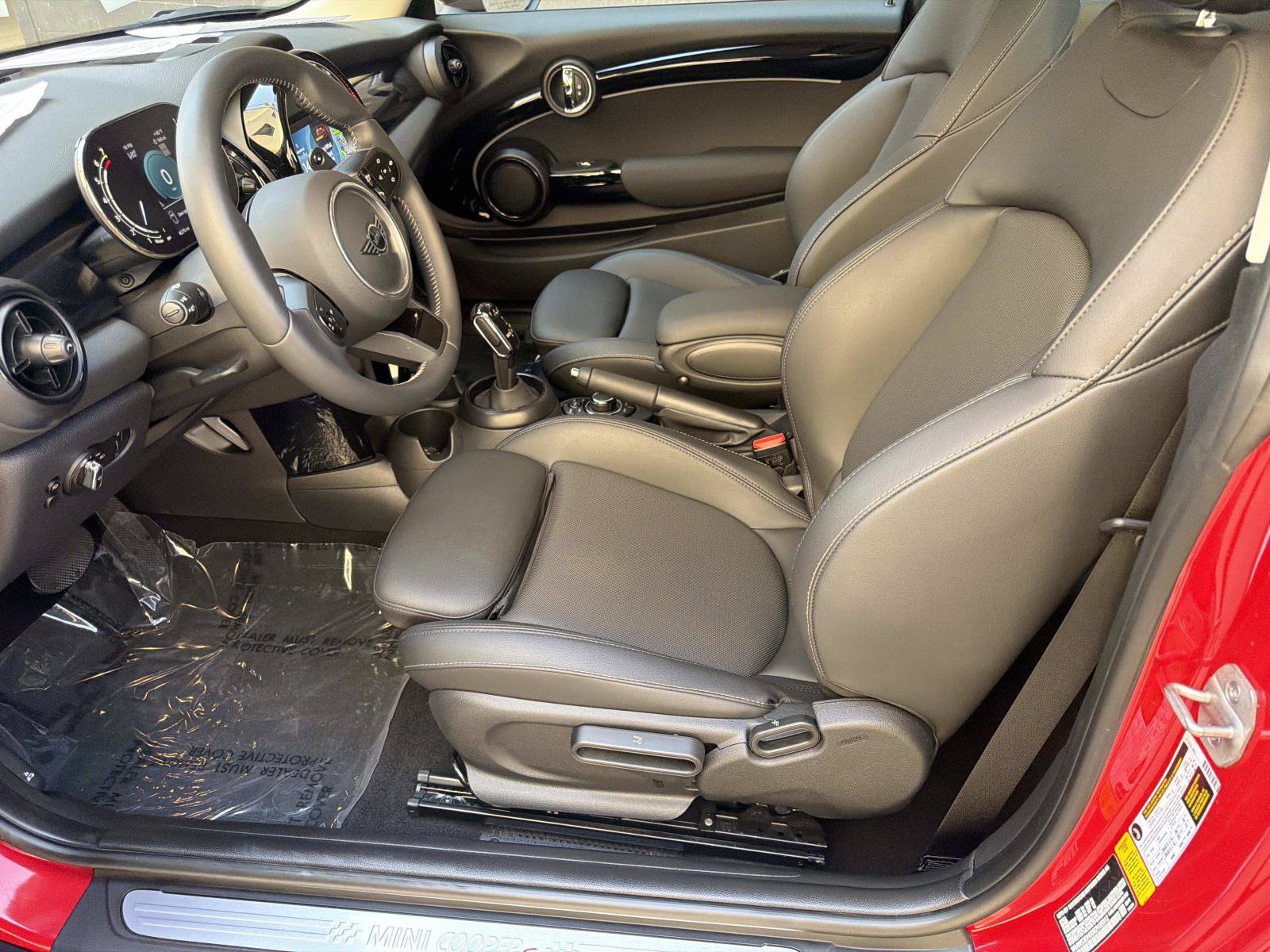 Used 2024 MINI Cooper S FWD image 9