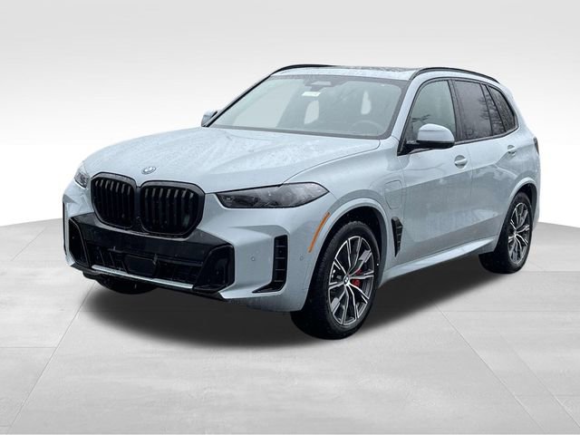 New 2026 BMW X5 xDrive50e image 5