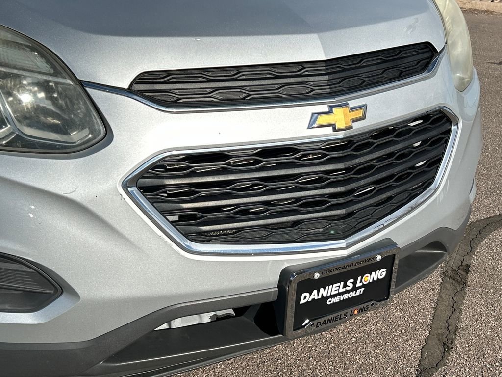 Used 2017 Chevrolet Equinox LS image 31