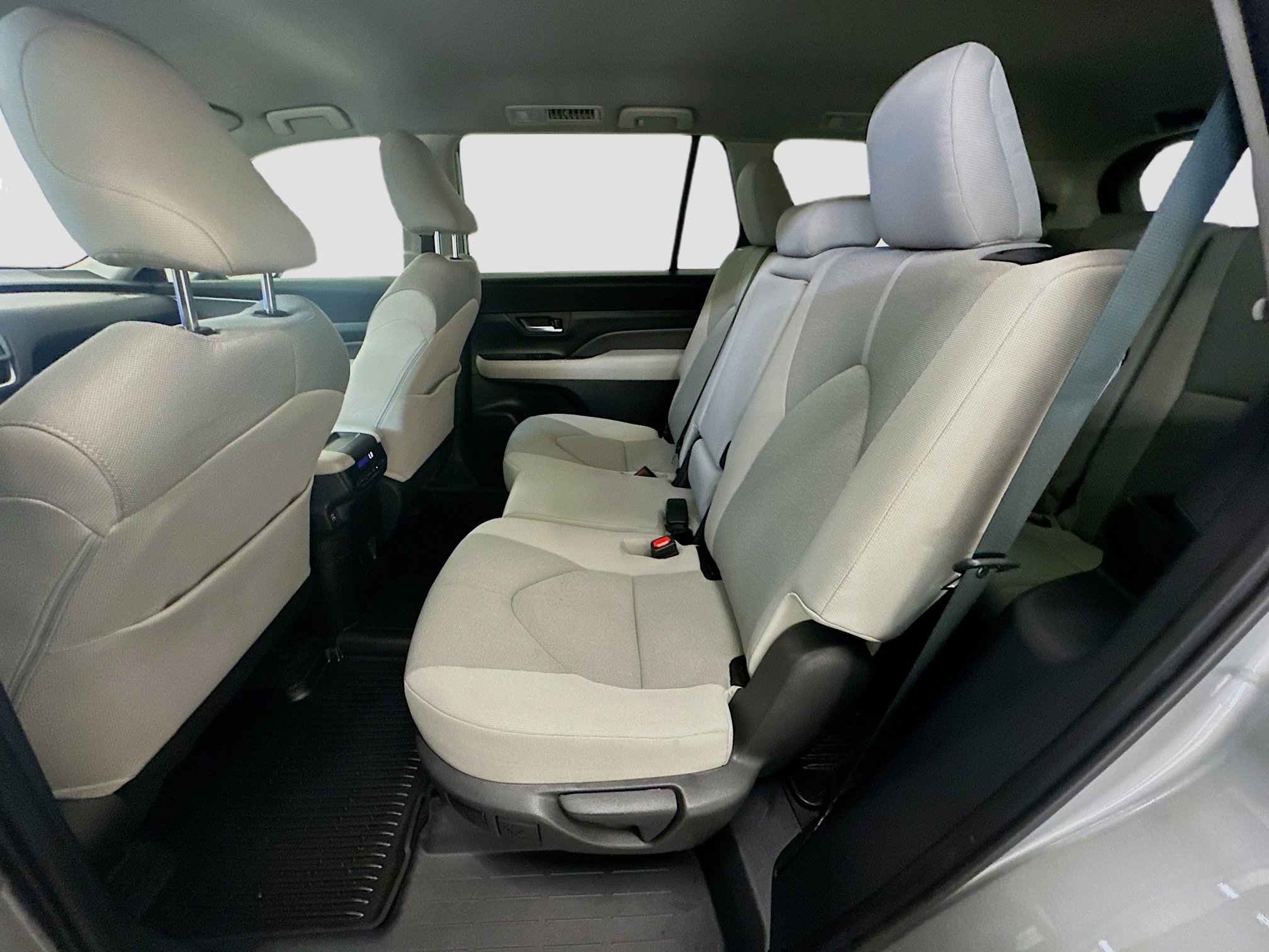 Used 2025 Toyota Grand Highlander AWD image 29