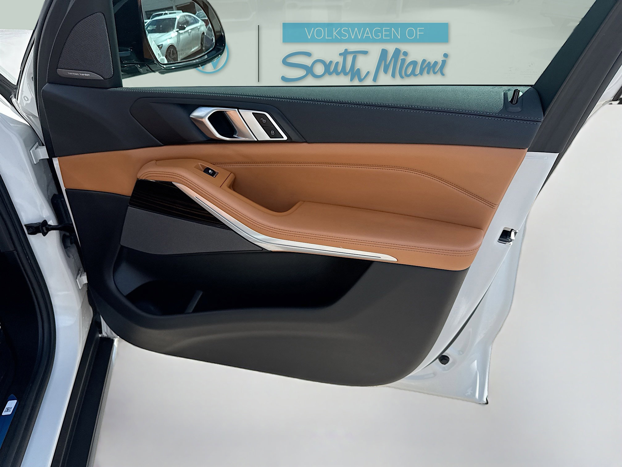 Used 2023 BMW X5 xDrive40i w/ Premium Package image 34