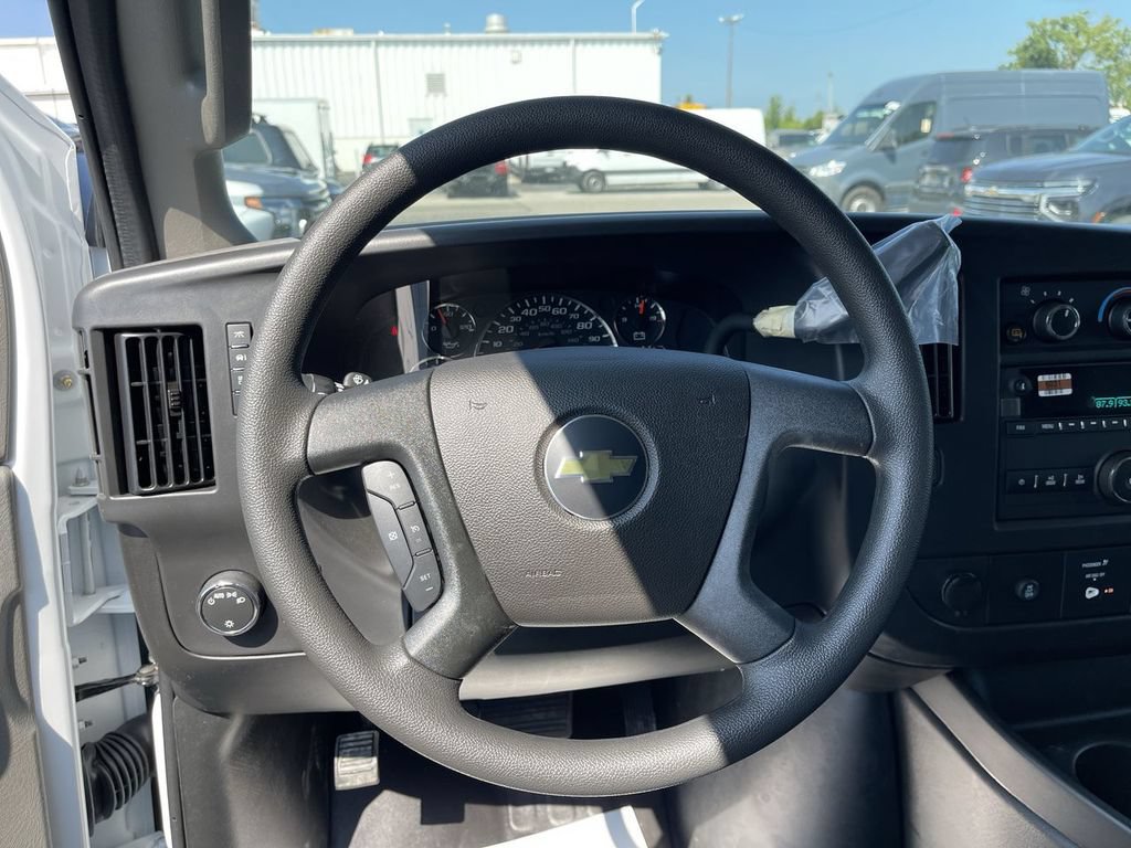 New 2025 Chevrolet Express 2500 w/ Driver Convenience Package RWD image 9