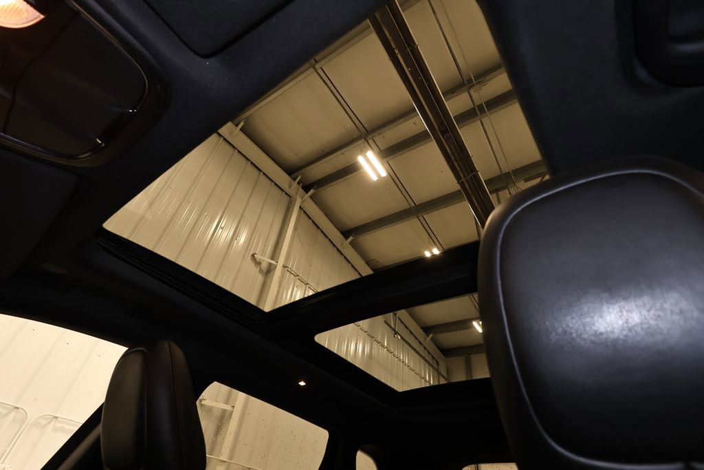 Used 2021 Jeep Cherokee Latitude Lux 80th Anniv w/ Quick Order Package 26U 80TH image 33