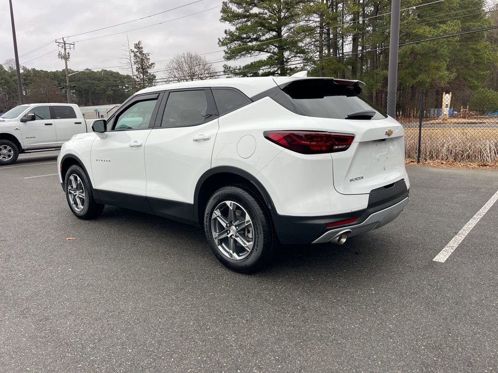 Used 2023 Chevrolet Blazer LT image 7
