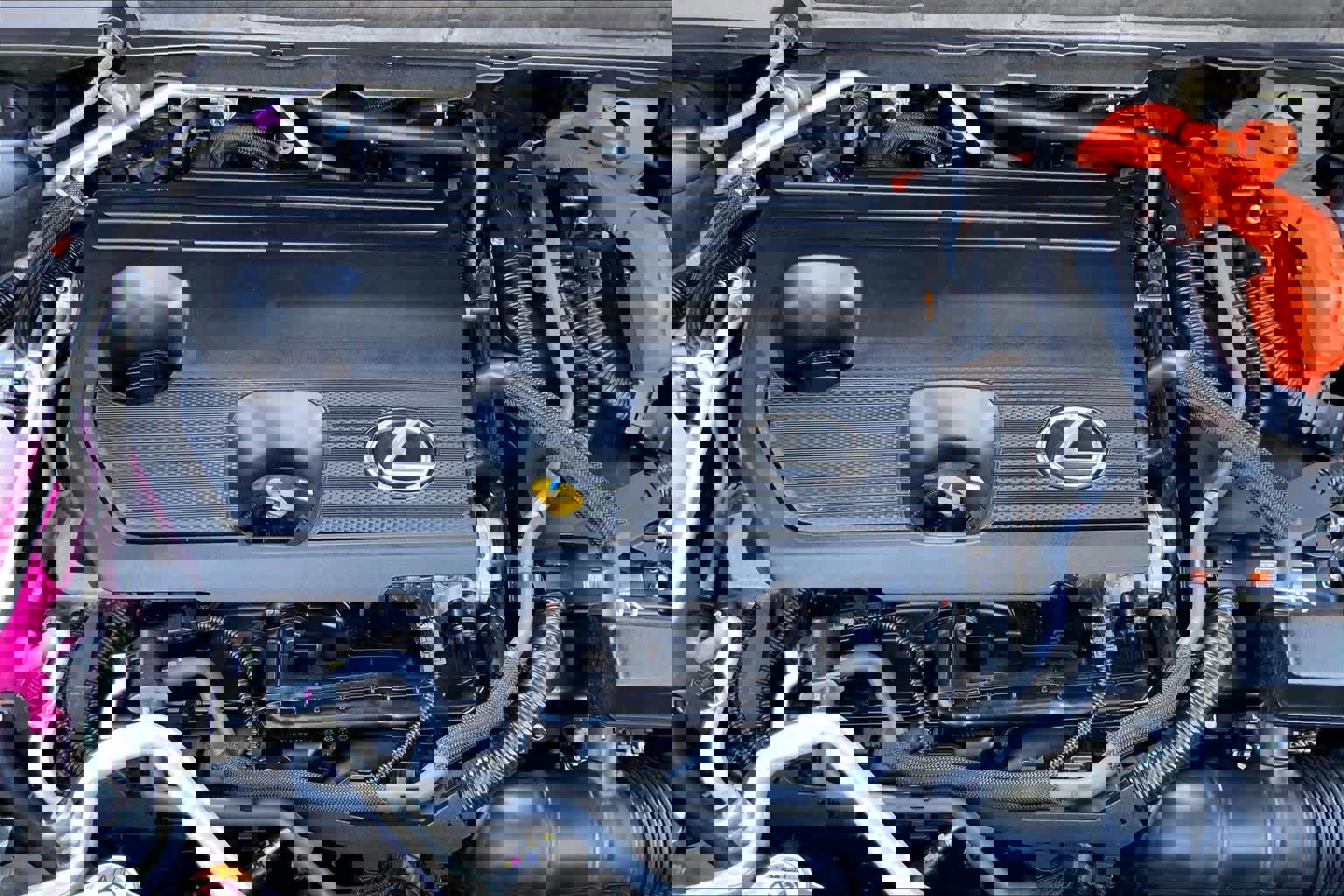 Used 2025 Lexus RX 450h Luxury w/ Convenience Package image 30