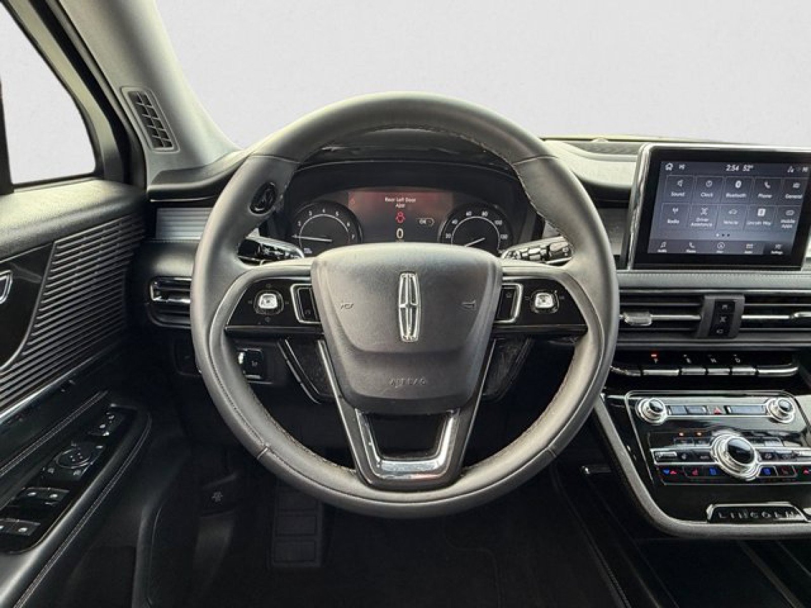 Used 2022 Lincoln Corsair AWD w/ Equipment Group 101A image 14