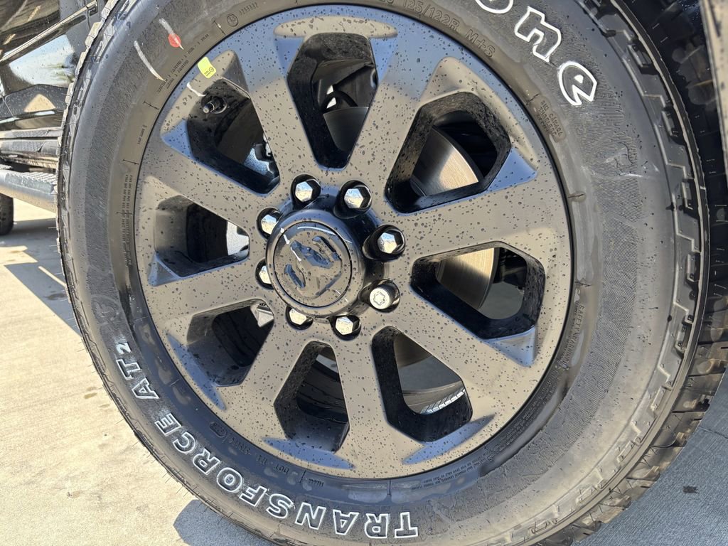 New 2026 RAM 2500 Tradesman AWD/4WD image 8