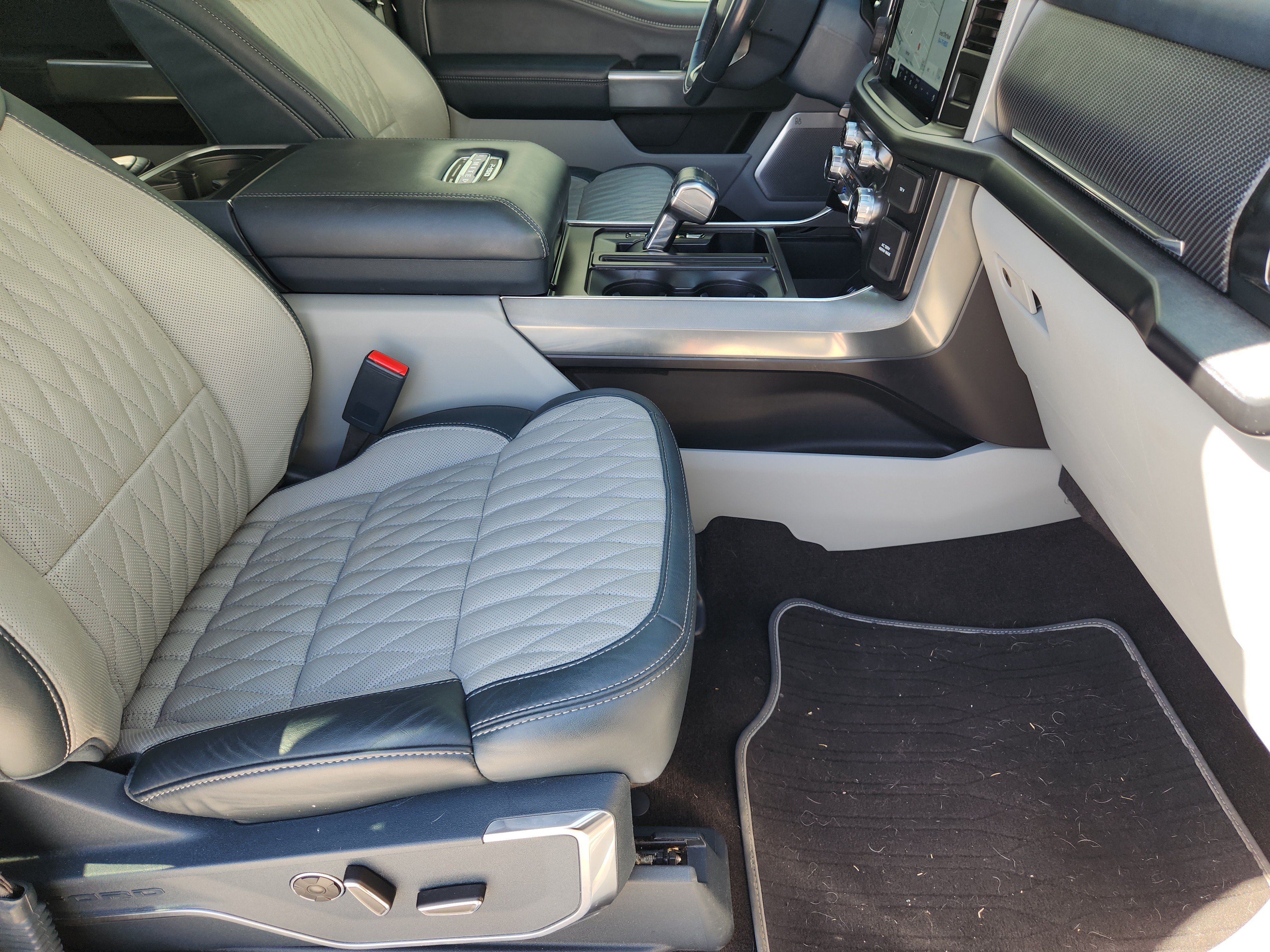 Used 2022 Ford F150 Limited AWD/4WD image 16