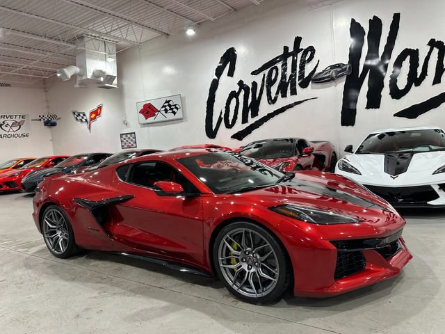 Used 2024 Chevrolet Corvette Z06 RWD image 23