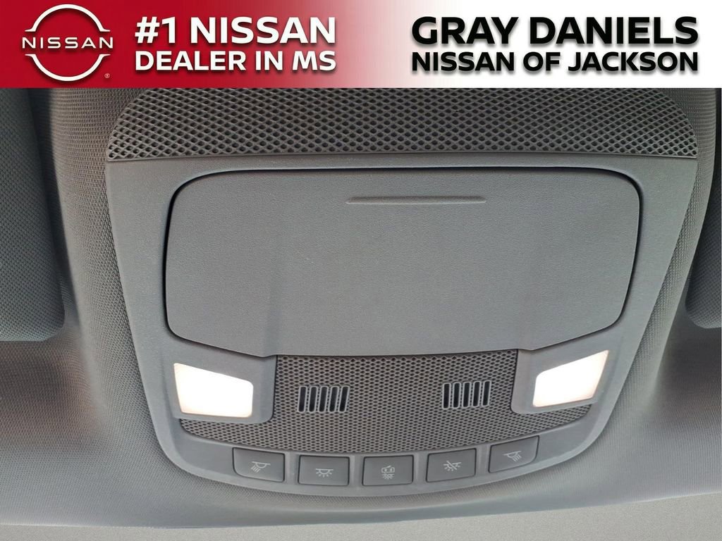 Used 2017 Ford F150 XLT image 21