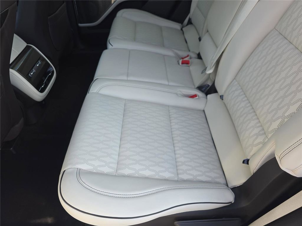 New 2026 Lincoln Nautilus Black Label AWD/4WD image 14