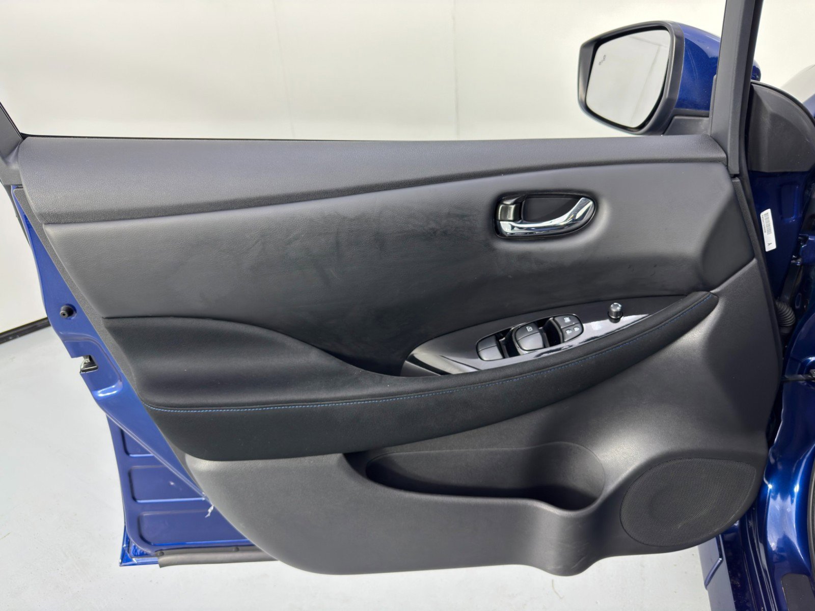 Used 2022 Nissan Leaf SV Plus image 37