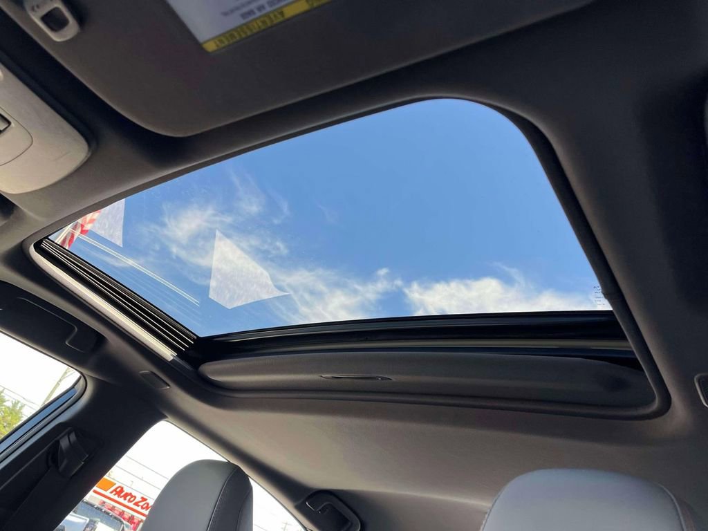 Used 2019 Toyota Avalon XSE w/ All Weather Liner Package FWD image 32