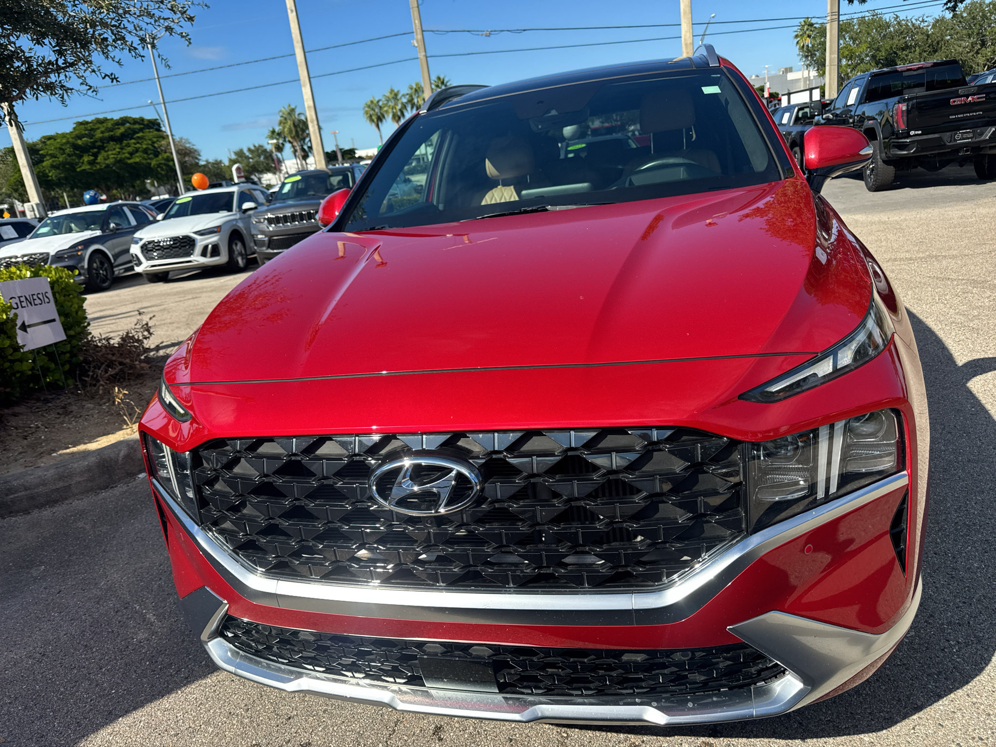 Used 2022 Hyundai Santa Fe Calligraphy FWD image 3