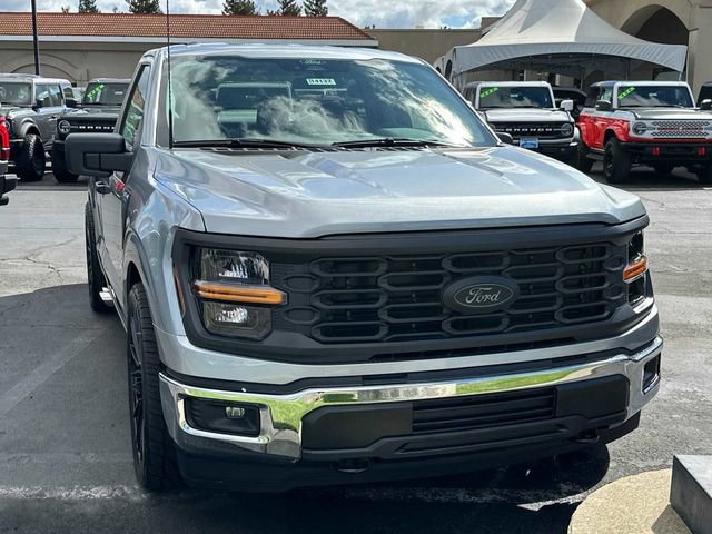 New 2025 Ford F150 XL w/ Equipment Group 103A High image 4