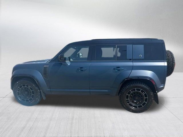 Used 2026 Land Rover Defender 110 image 9
