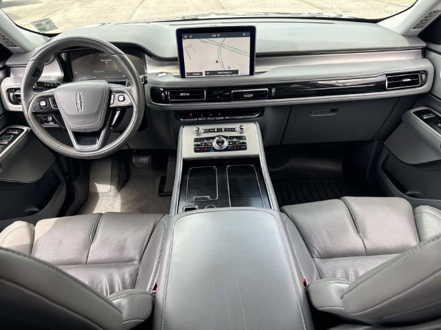 Used 2020 Lincoln Aviator Reserve w/ Equipment Group 202A AWD/4WD image 20