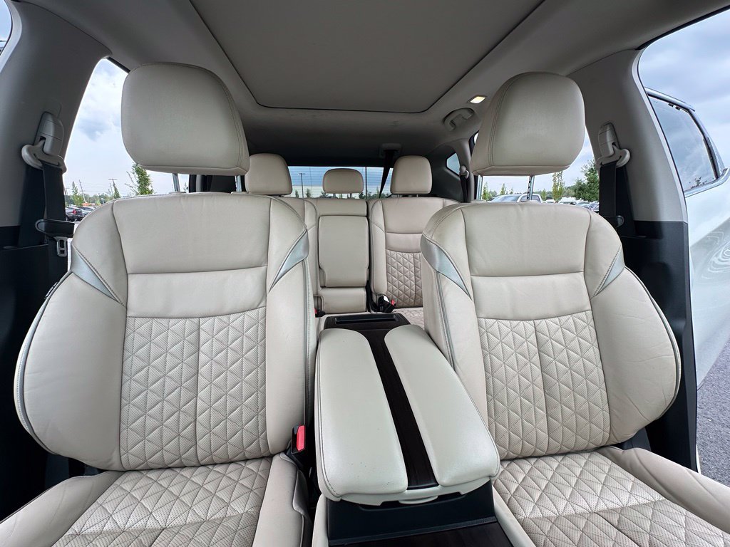 Used 2020 Nissan Murano Platinum FWD image 41