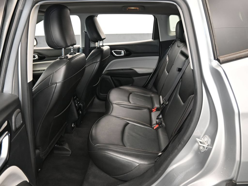 Used 2022 Jeep Compass Limited w/ Sun and Sound Group AWD/4WD image 33