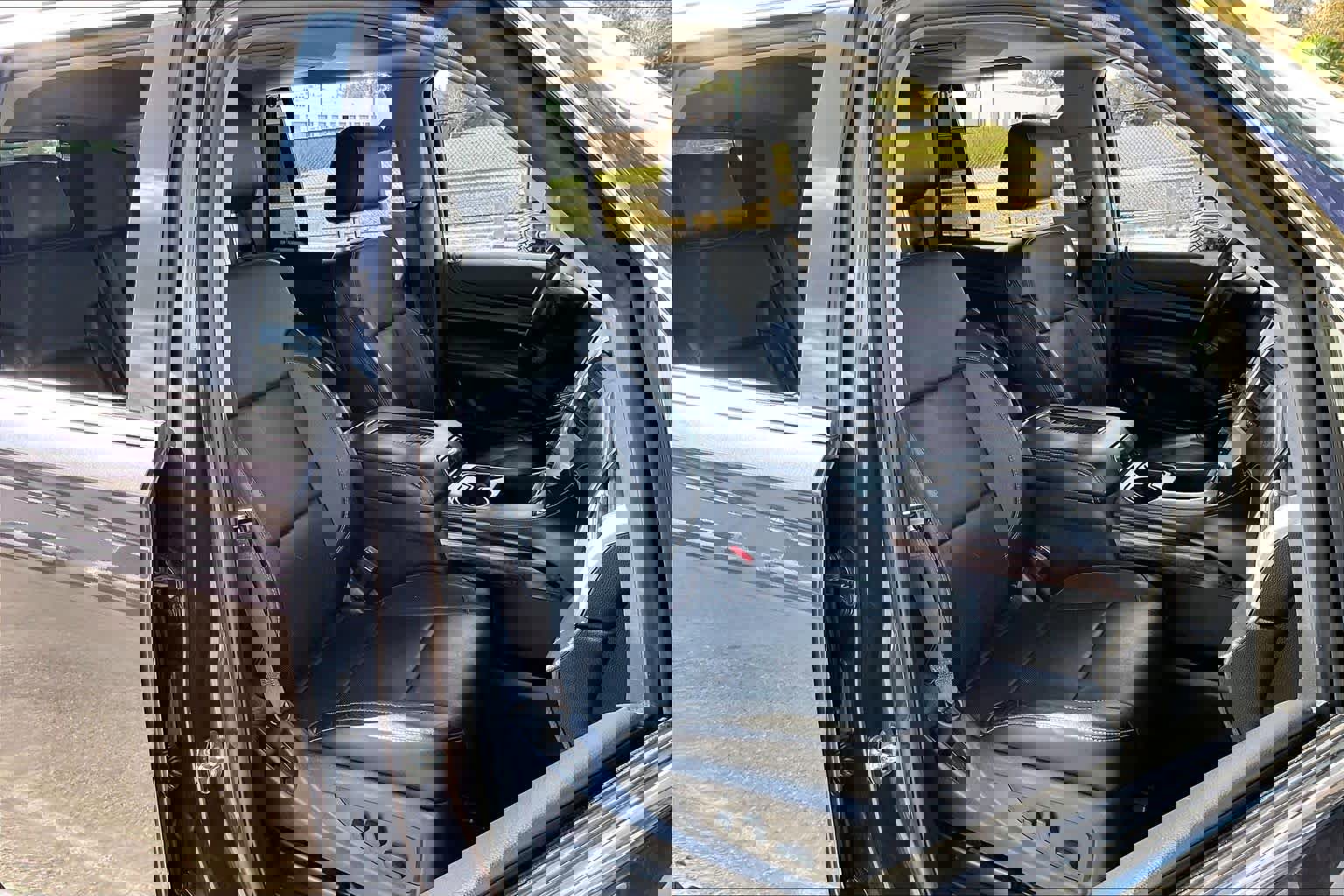 Used 2015 GMC Yukon SLT w/ Open Road Package image 8