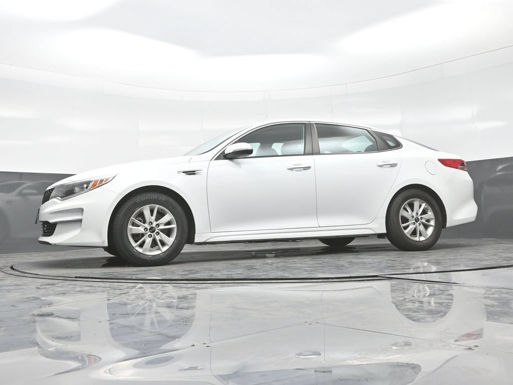 Used 2018 Kia Optima LX FWD image 32