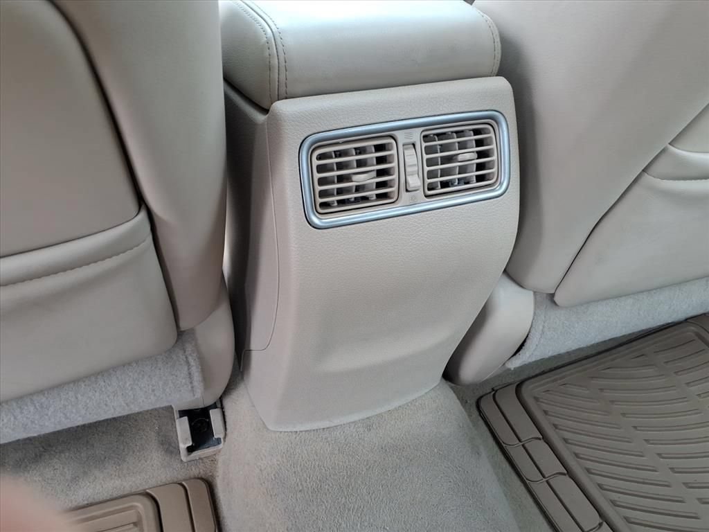 Used 2013 Nissan Altima 2.5 SL w/ 2.5 Moonroof Pkg FWD image 15
